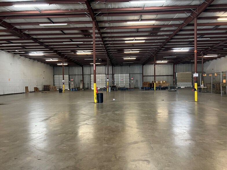 More Photos Of 9312 Madison Blvd, Madison Warehouse For Lease