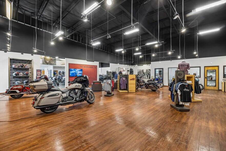 More Photos Of 198 Ed English Dr, Shenandoah General Retail For Sale