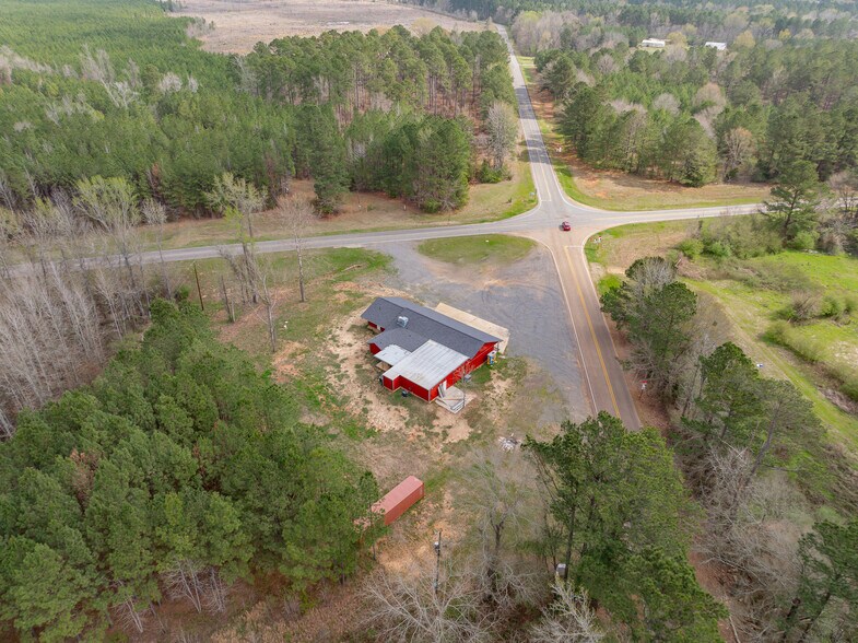 More Photos Of 14613 Hwy 2, Shongaloo Truck Stop For Sale