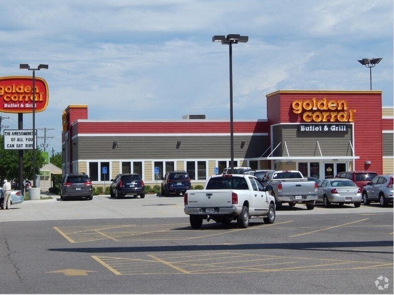 More Photos Of 111-443 MacArthur Dr, Alexandria Unknown For Lease