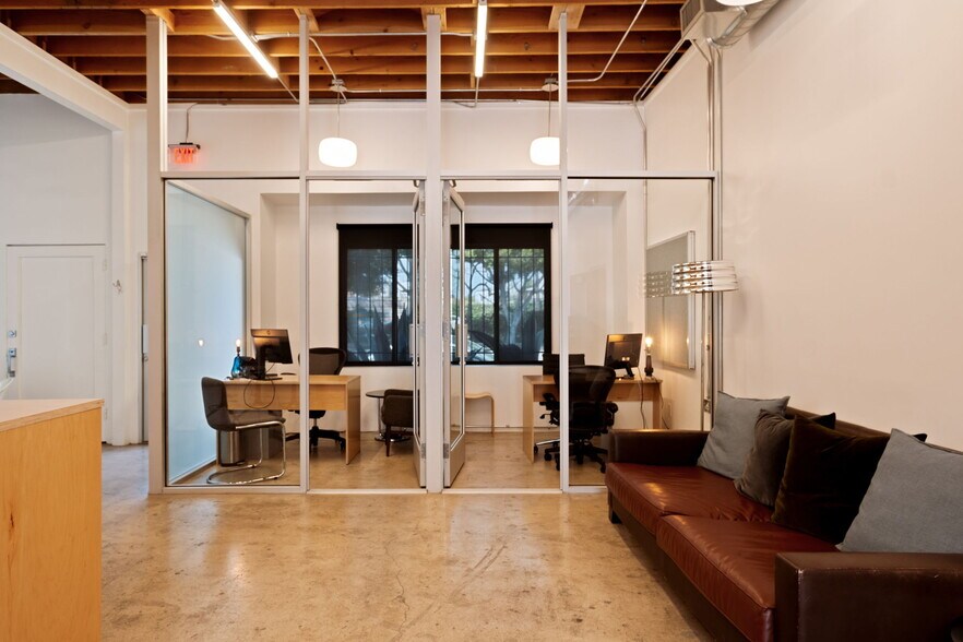 More Photos Of 5450-5458 W Washington Blvd, Los Angeles Office For Lease