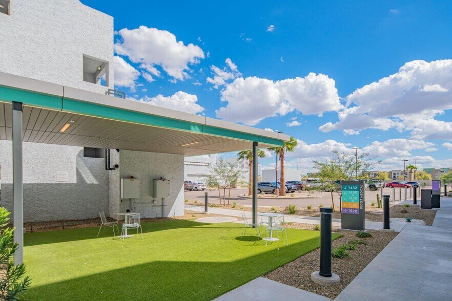 More Photos Of 1450 S Dobson Rd, Mesa Unknown For Lease