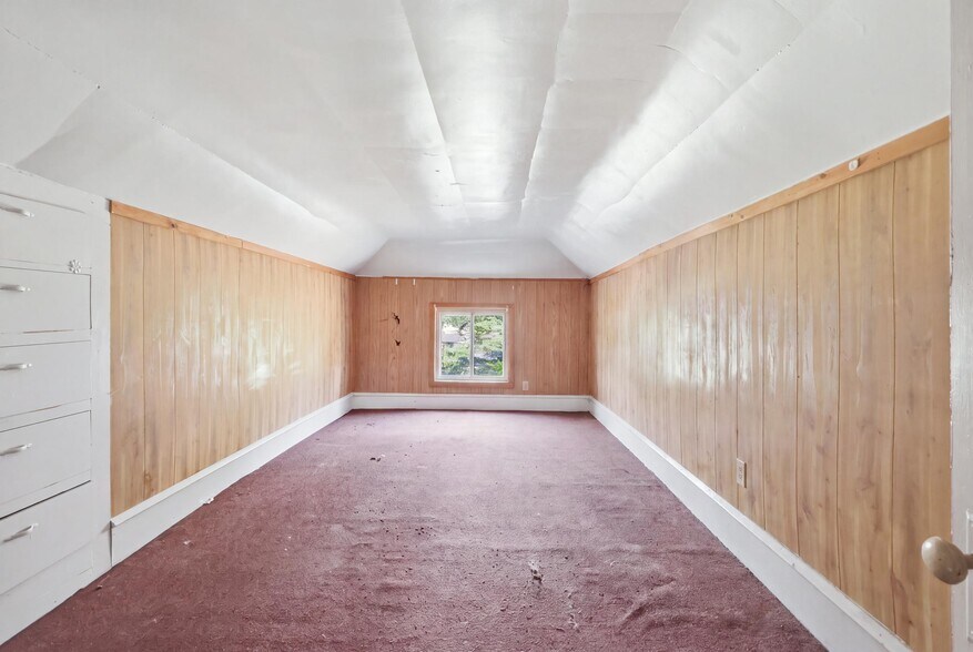More Photos Of 225 Owego Turnpike, Waymart Specialty For Sale