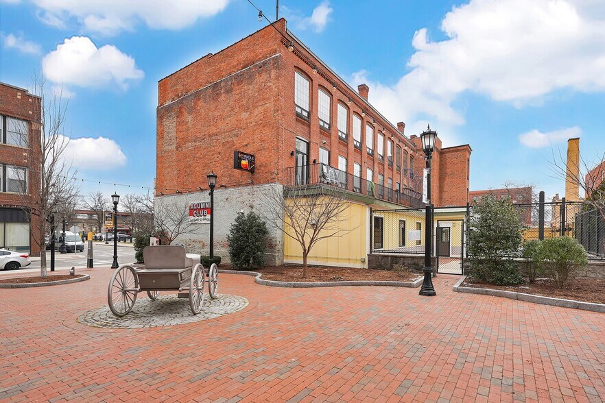 More Photos Of 51-59 Taylor St, Springfield Storefront Retail Office For Sale