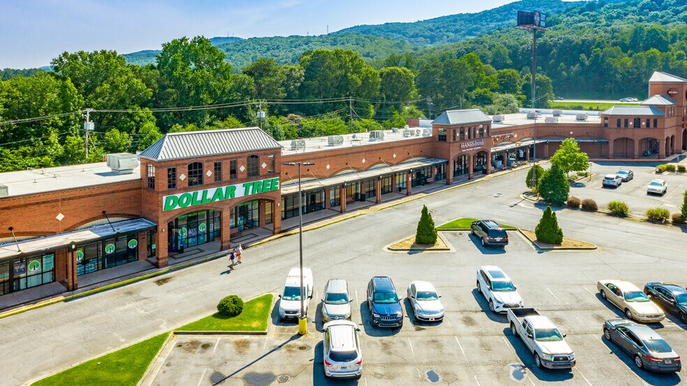 More Photos Of 1001 Market St, Dalton Unknown For Lease