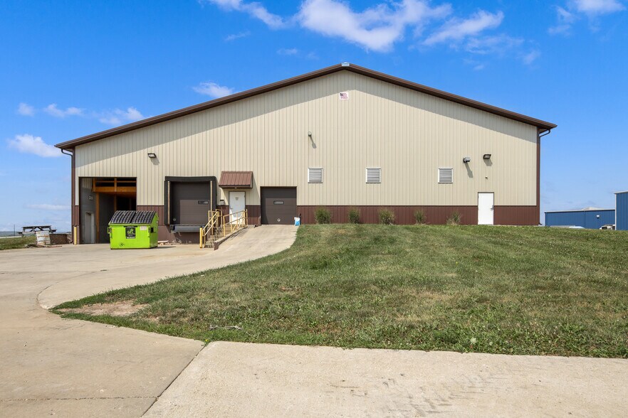 More Photos Of 680 Gerry Way, Darien Warehouse For Sale