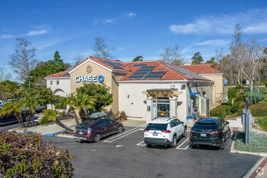 More Photos Of 390 E H St, Chula Vista Unknown For Lease