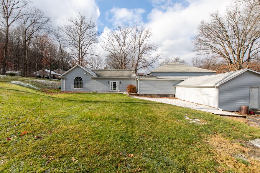 More Photos Of 1303 Evergreen Dr, Bethlehem Lodge Meeting Hall For Sale