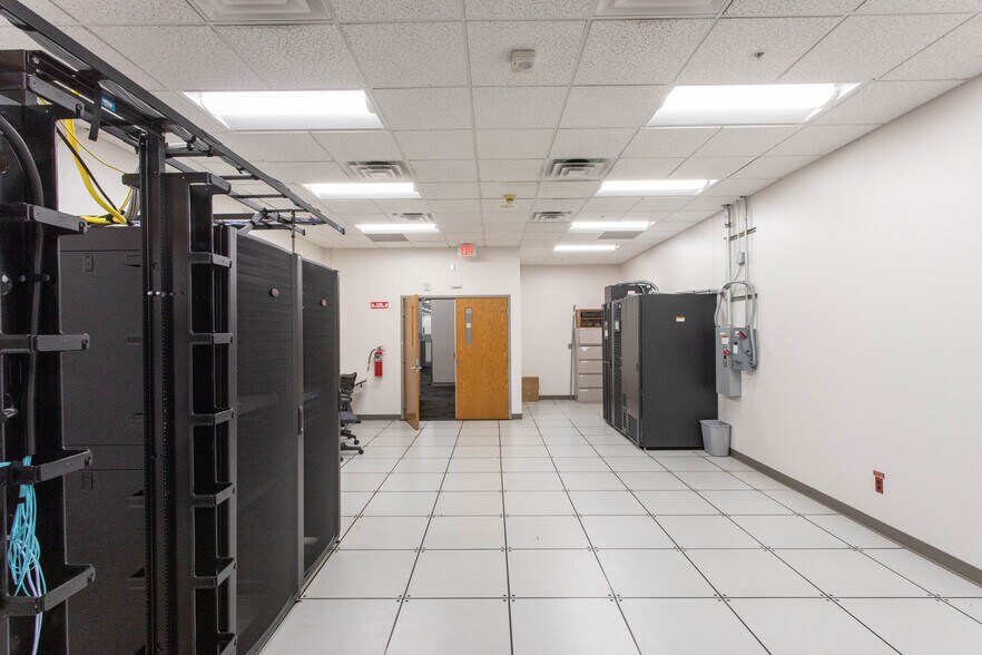 More Photos Of 2215 Southwest Pky, Wichita Falls Office For Lease
