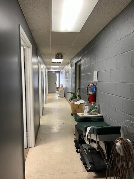 More Photos Of 140 Front Street, Newark Medical For Sale