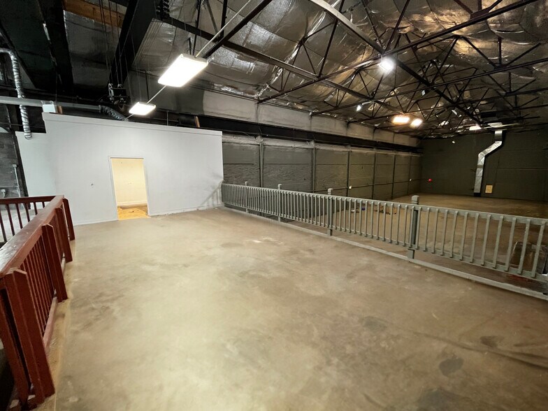 More Photos Of 255 S Mount Airy Rd, Coatesville Warehouse For Lease
