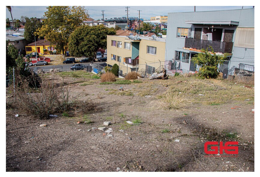 More Photos Of 132 Union Pl, Los Angeles Land For Sale