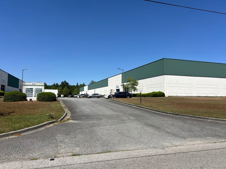 Primary Photo Of 202 Bourne Blvd, Savannah Warehouse For Lease