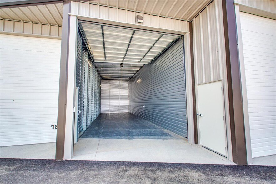 More Photos Of 7373 S Federal Way, Boise Self Storage For Sale