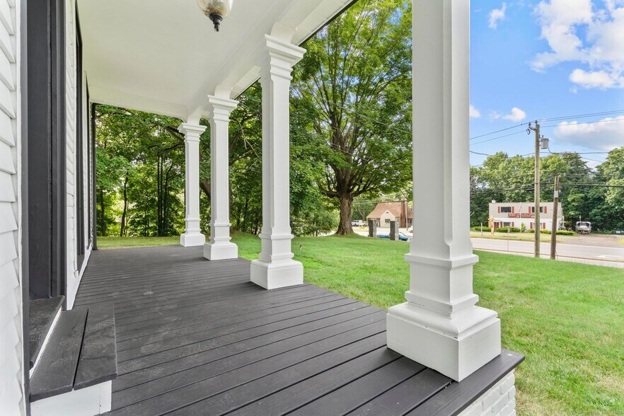 More Photos Of 286 Marlborough St, Portland Storefront Retail Residential For Sale