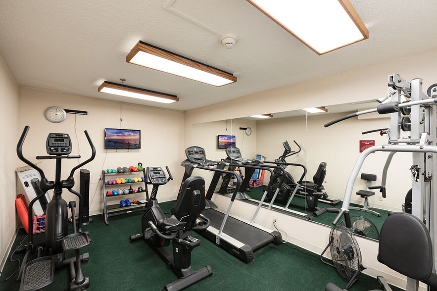 More Photos Of 18700 Florida St, Huntington Beach Apartments For Sale