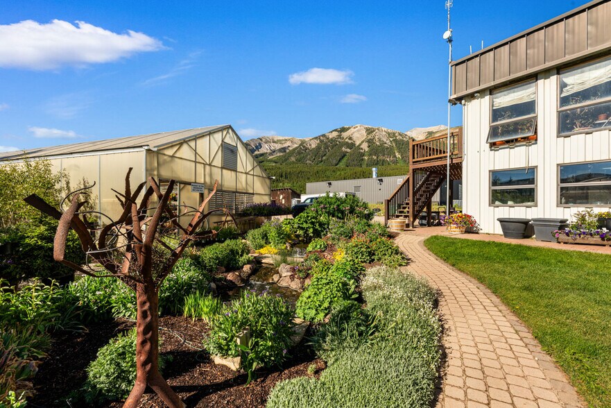 More Photos Of 305 Buckley Dr, Crested Butte Contractor Storage Yard For Sale