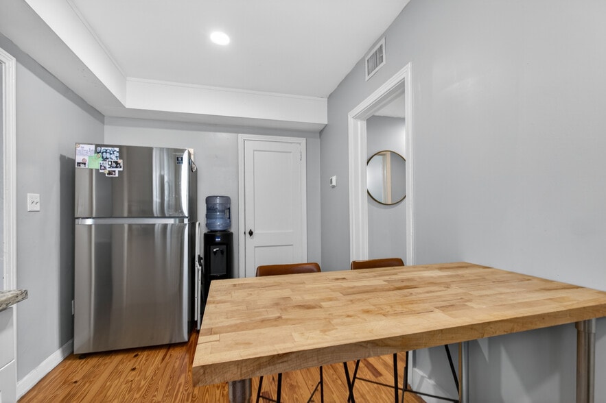 More Photos Of 123 Margaret St, Neptune Beach Multifamily For Sale