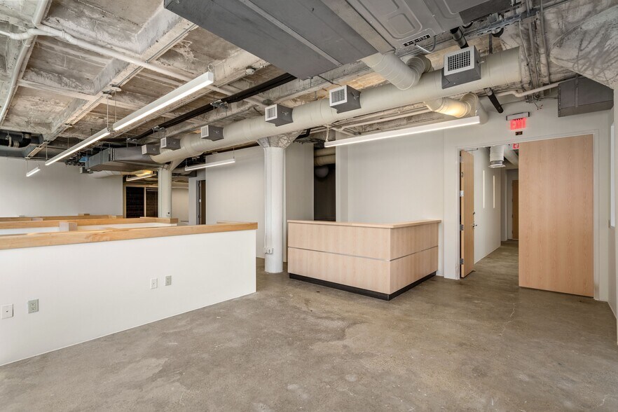 More Photos Of 1701 Commerce St, Houston Loft Creative Space For Lease
