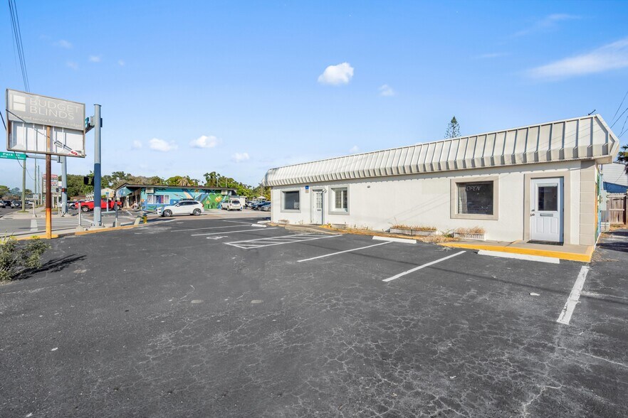 More Photos Of 800 Pasadena Ave S, South Pasadena Storefront Retail Residential For Sale