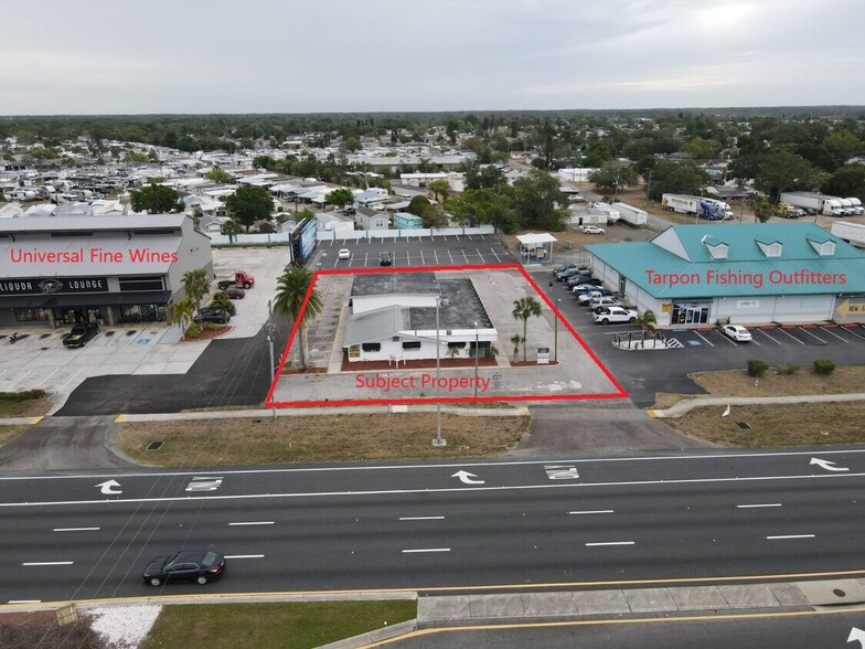 More Photos Of 1518 US Highway 19, Holiday Office For Lease