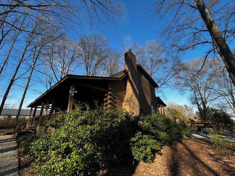 More Photos Of 3121 Matthews Indian Trail Rd, Matthews Apartments For Sale