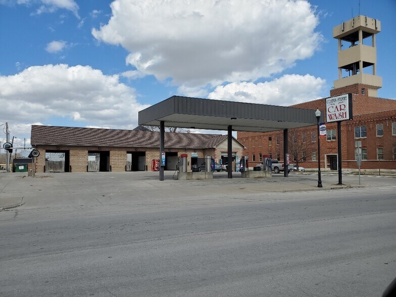 Primary Photo Of 301 W Coates St, Moberly Specialty For Sale
