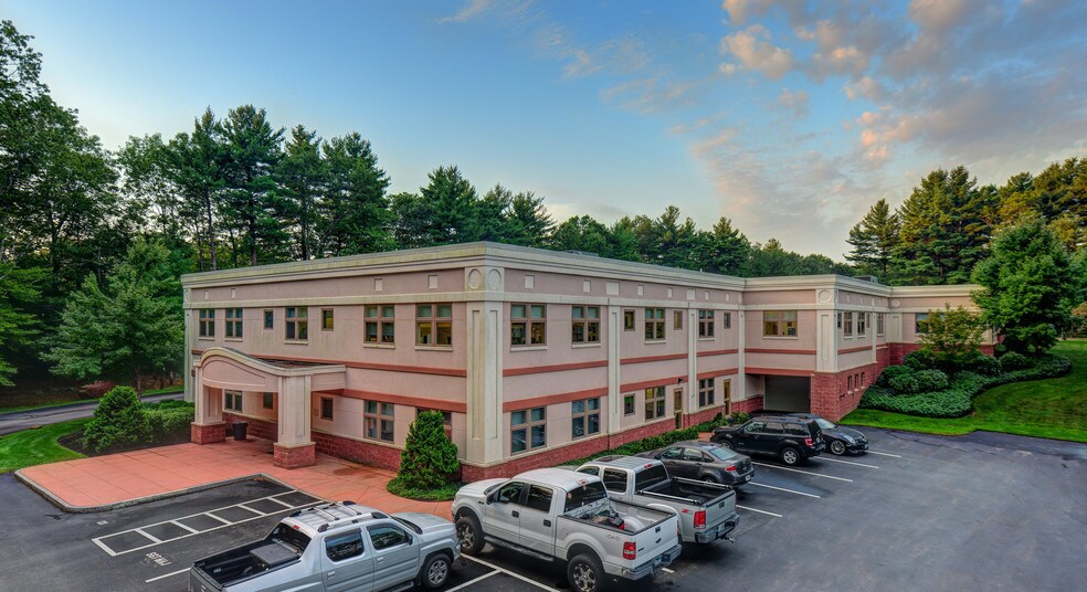 More Photos Of 755 Banfield Rd, Portsmouth Office For Lease