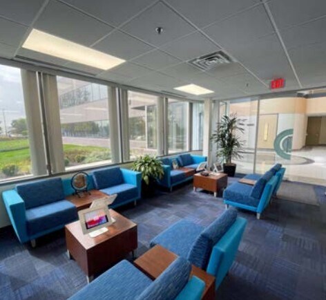 More Photos Of 5420 W Southern Ave, Indianapolis Office For Sale