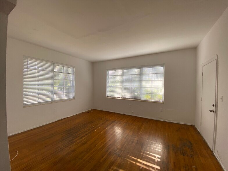 More Photos Of 901 Pennsylvania Ave, Miami Beach Apartments For Sale