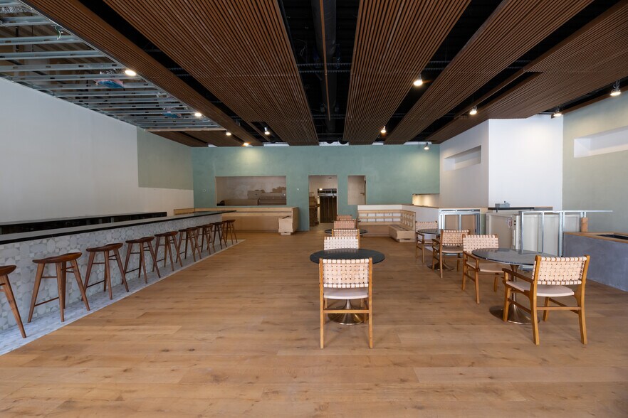 More Photos Of 915 Wilshire Blvd, Los Angeles Office For Lease