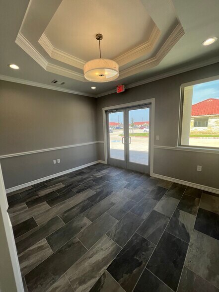 More Photos Of 2743 Smith Ranch Rd, Pearland Loft Creative Space For Sale