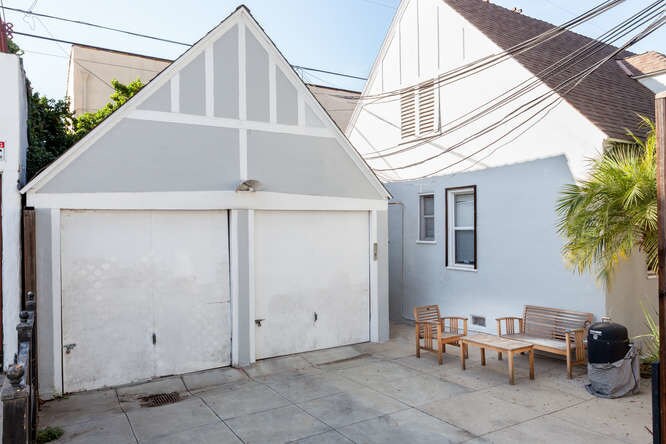 More Photos Of 537-545 1/2 N Orange Dr, Los Angeles Apartments For Sale