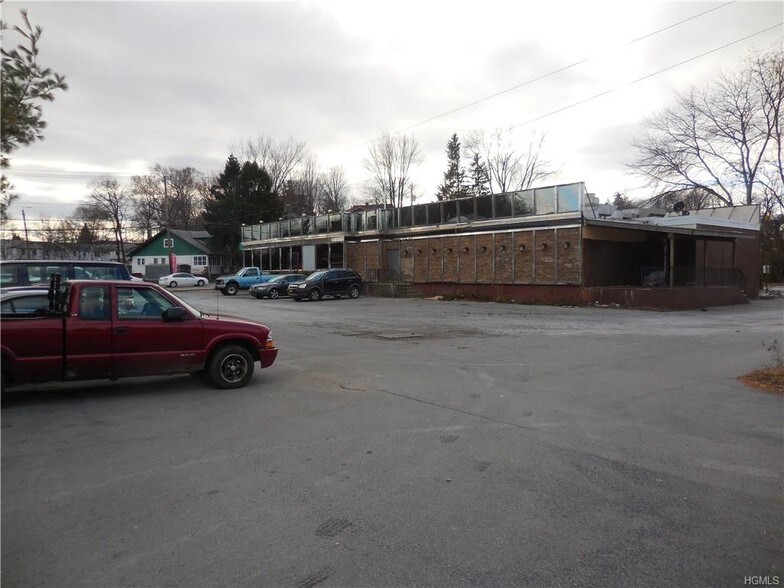 More Photos Of 229 Wickham Ave, Middletown Restaurant For Sale