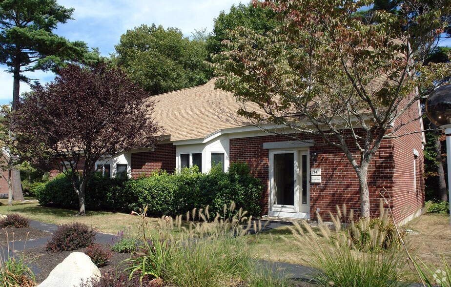 More Photos Of 175 14-15 Derby St, Hingham Office For Lease