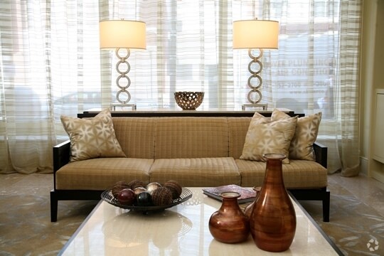 More Photos Of 425 8th St NW, Washington Apartments For Lease