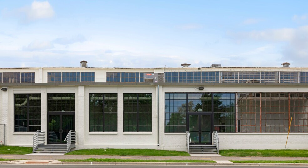 More Photos Of 1618-1620 Central Ave NE, Minneapolis Warehouse For Lease