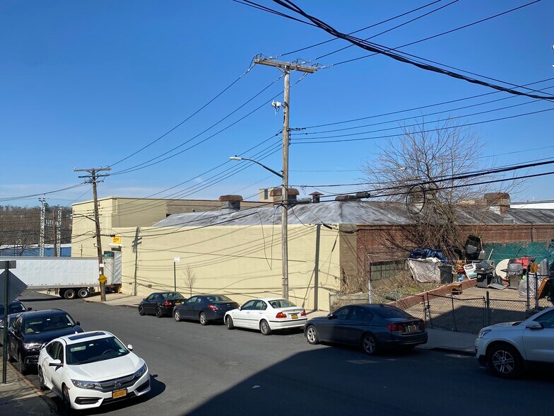 More Photos Of 555 E 242nd St, Bronx Industrial For Sale