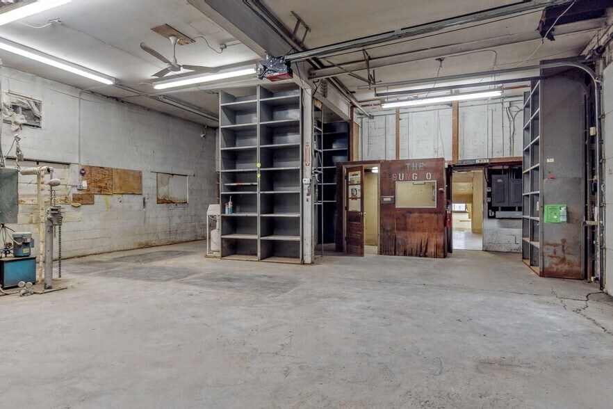 More Photos Of 9034 Tonnelle Ave, North Bergen Industrial For Sale