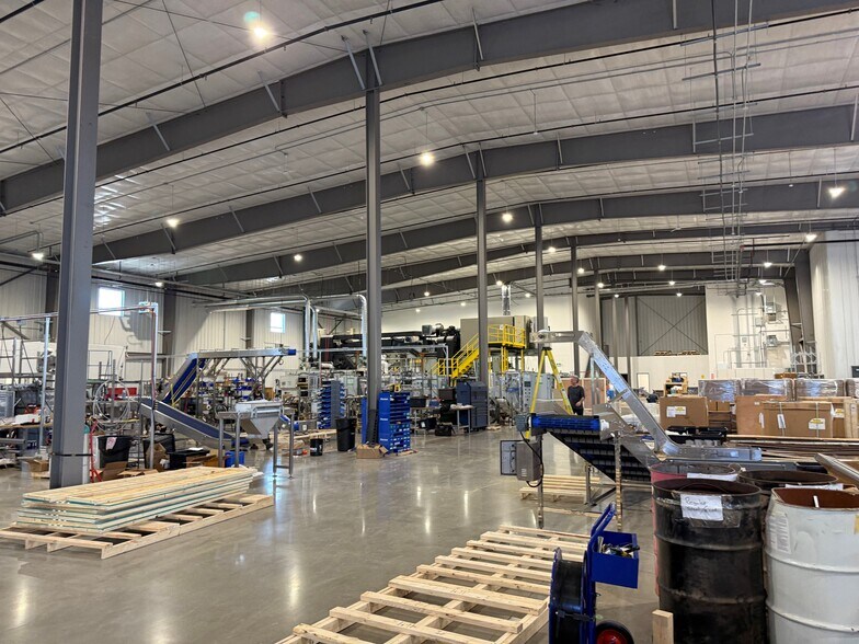 More Photos Of 465 Griffin Way, Woodstock Warehouse For Sale