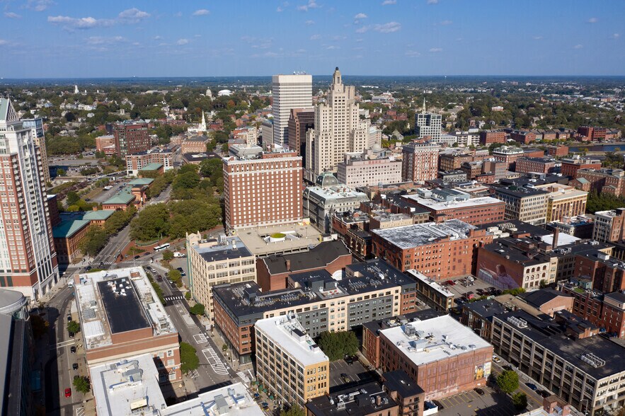 More Photos Of 100 Mathewson St, Providence Apartments For Lease