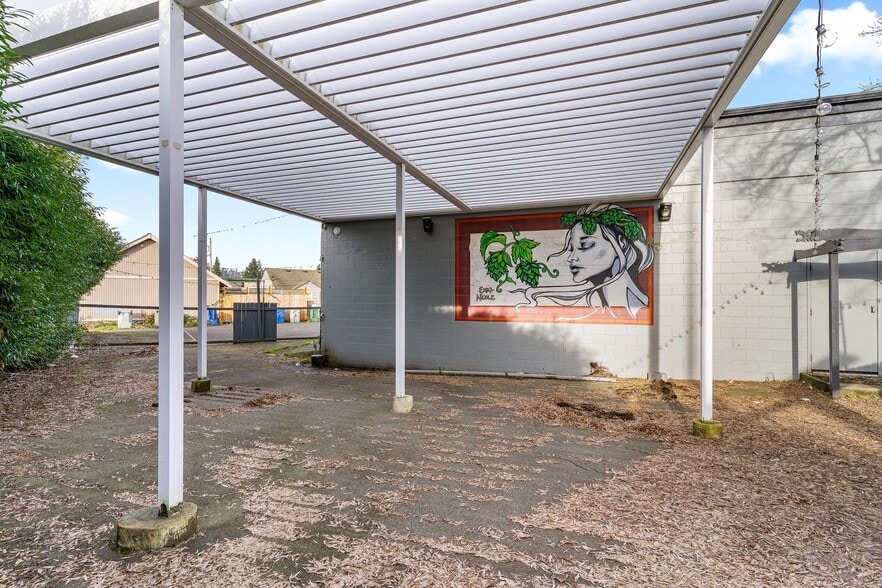 More Photos Of 351 Park Ave N, Renton Restaurant For Sale
