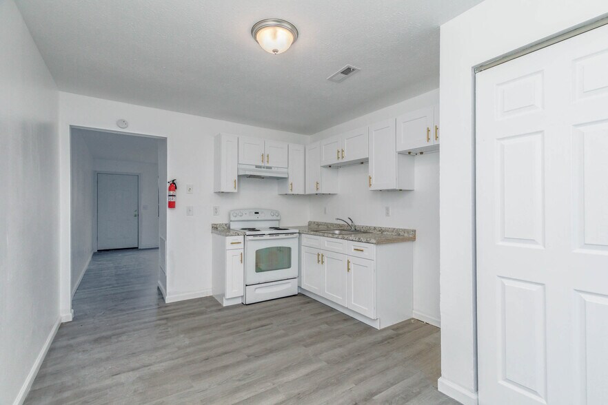 More Photos Of 4053 Mississippi Ave, Cahokia Apartments For Sale