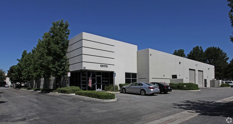 More Photos Of 13170 Spring St, Baldwin Park Warehouse For Lease