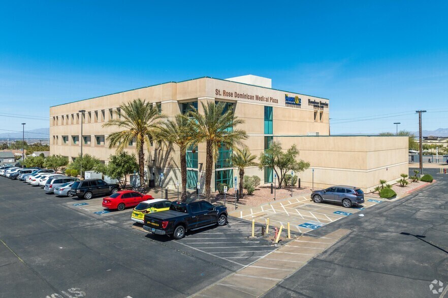 Primary Photo Of 98 E Lake Mead Pky, Henderson Medical For Sale
