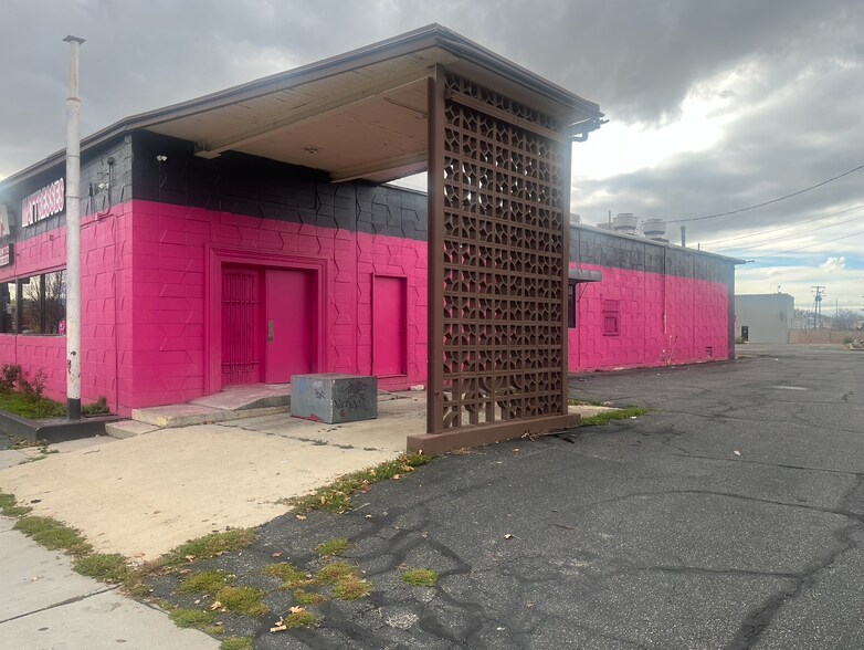 More Photos Of 3125 Washington Blvd, Ogden Freestanding For Sale