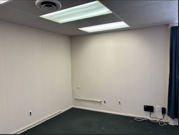 More Photos Of 5 Fifth Ave, Bay Shore Office For Lease