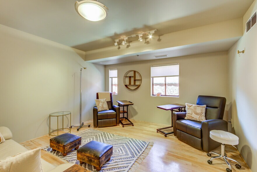 More Photos Of 45 Birch Blvd, Sedona Medical For Lease