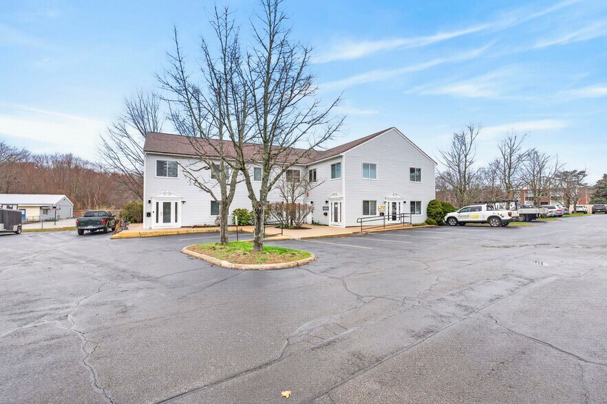 Primary Photo Of 24 Stickney Ter, Hampton Office For Sale