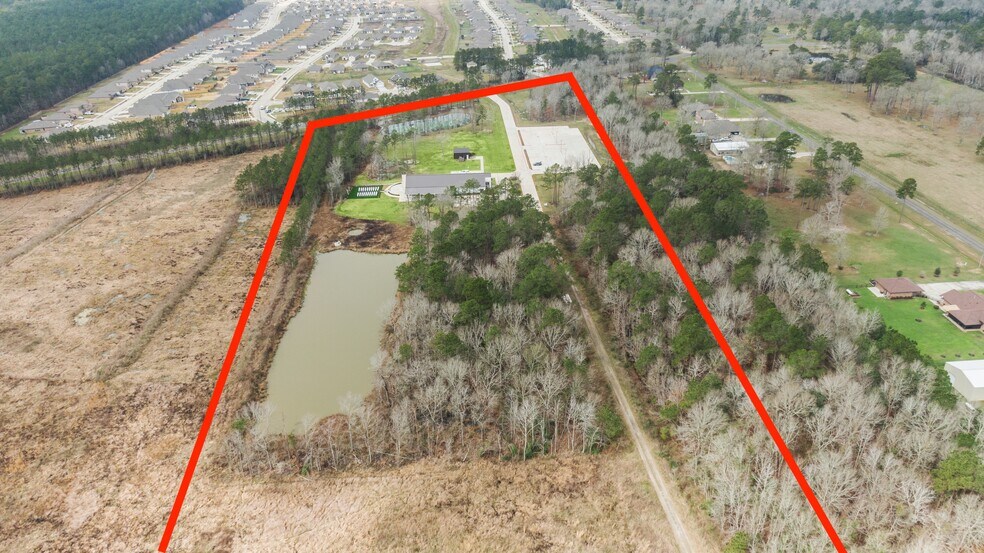 More Photos Of 6644 TX-61, Anahuac Theater Concert Hall For Sale